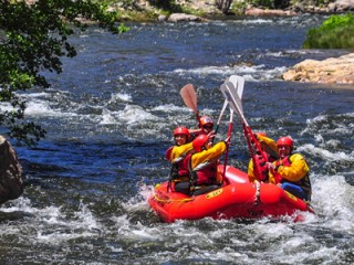 Guide to White Water Rafting in Colorado Springs - Visit Colorado Springs